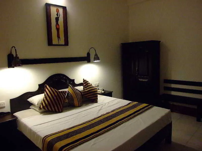 Kandyan Arts Residency 3*, Kandy